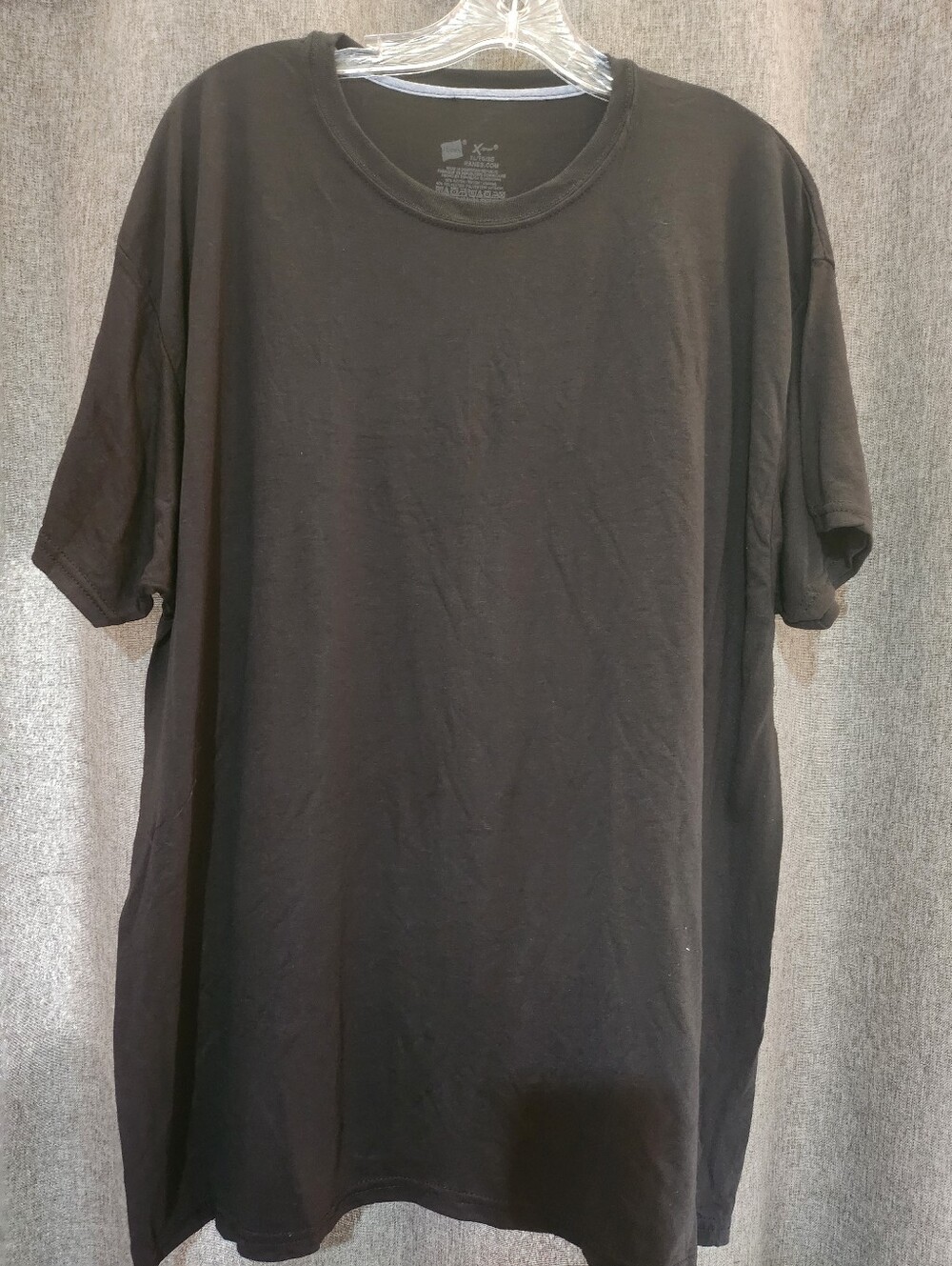 4 Hanes Men's Black Short Sleeve Crew Neck Tee